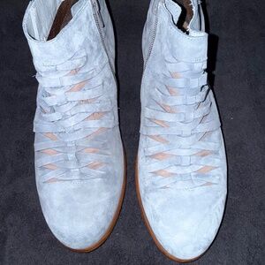 Naot Leveche Blue Nubuck/Shiitake Nubuck women’s size 40